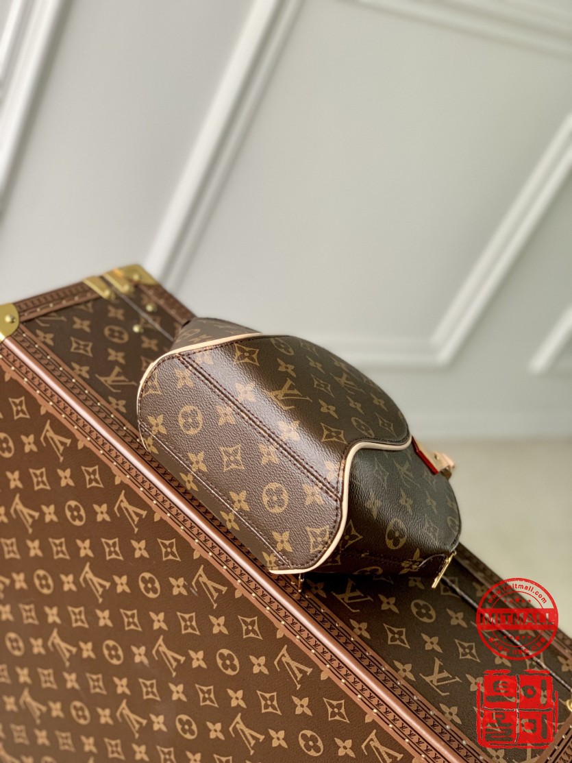 louis_vuitton_xxxxx_big_00003.jpg