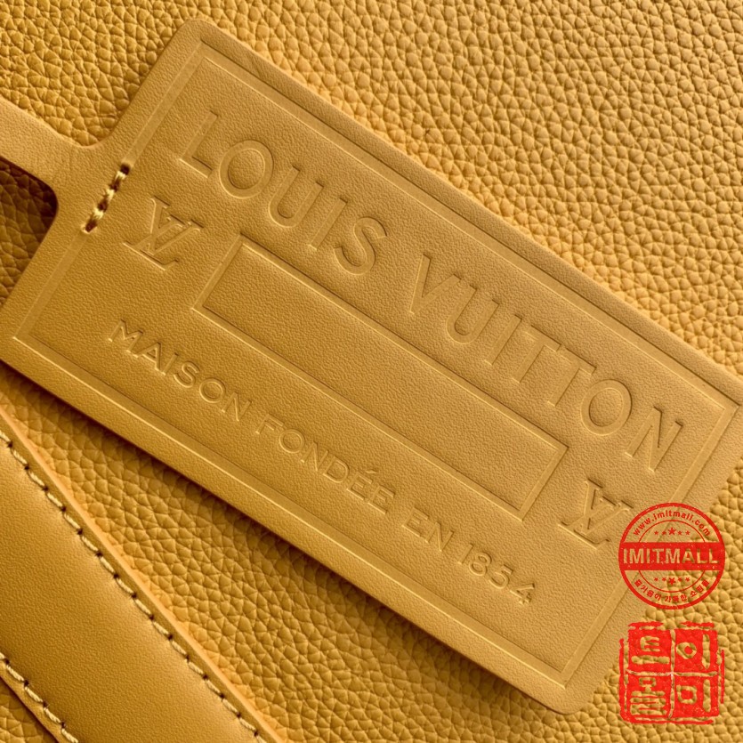 louis_vuitton_xxxxx_big_00006.jpg