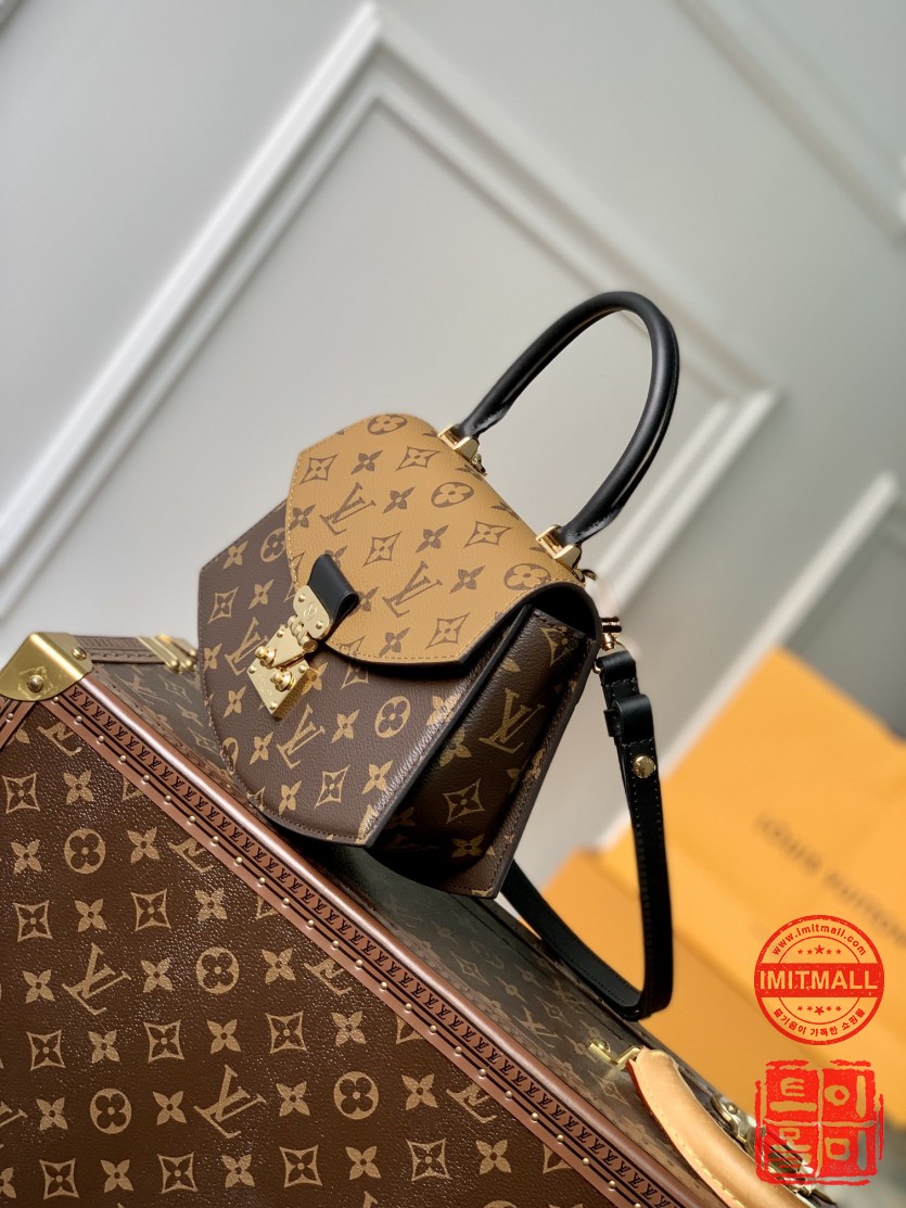 louis_vuitton_xxxxx_big_00003.jpg