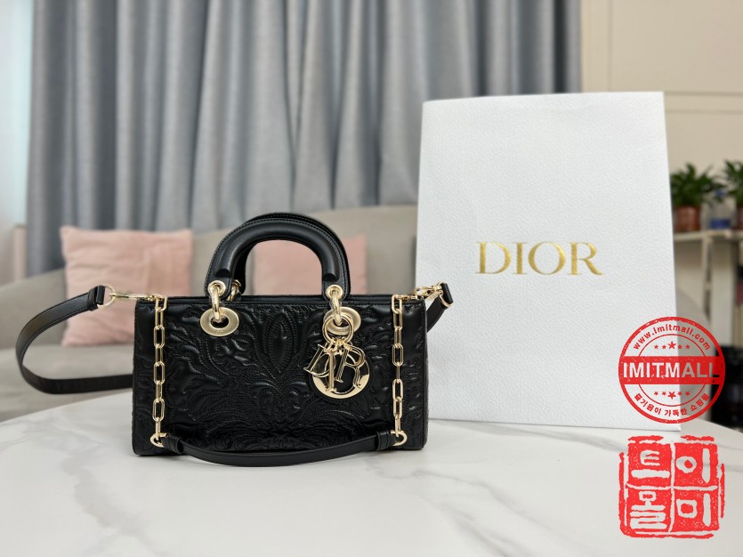 dior_xxxxx_big_00001.jpg