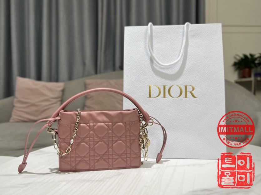 dior_xxxxx_big_00001.jpg