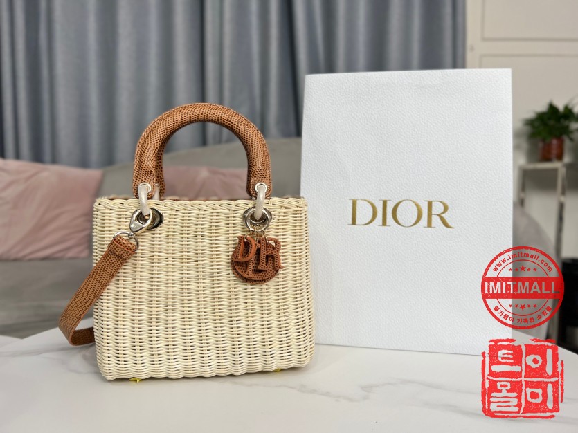 dior_xxxxx_big_00001.jpg