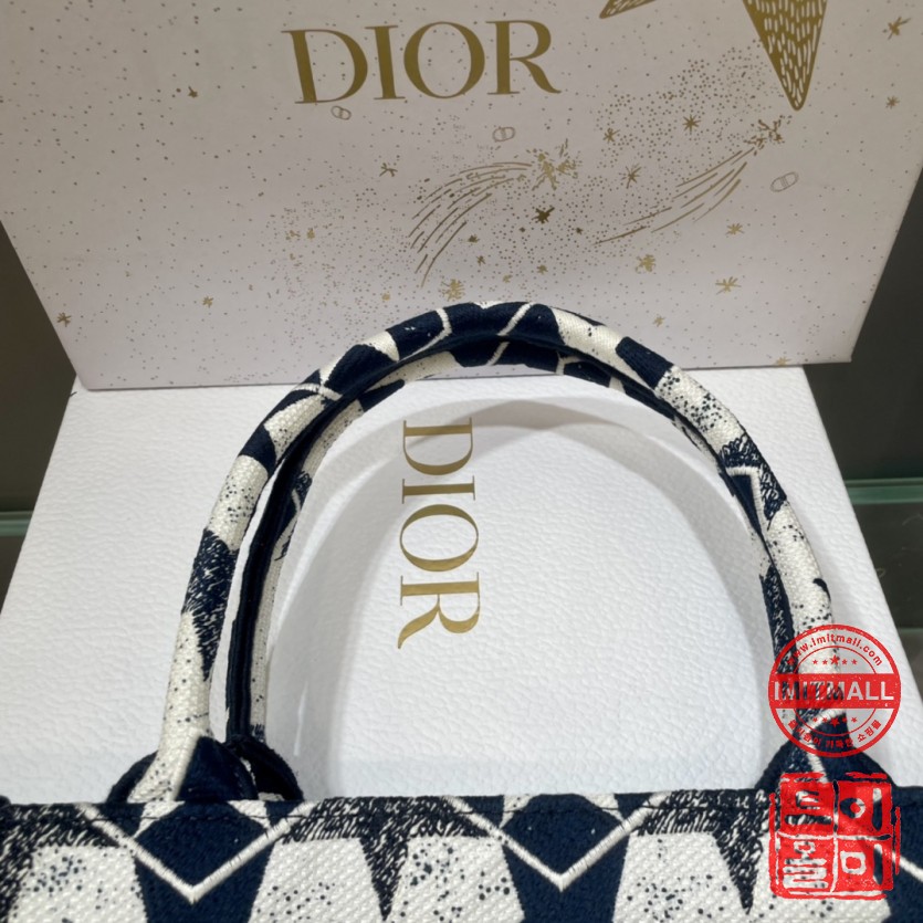 dior_xxxxx_big_00008.jpg