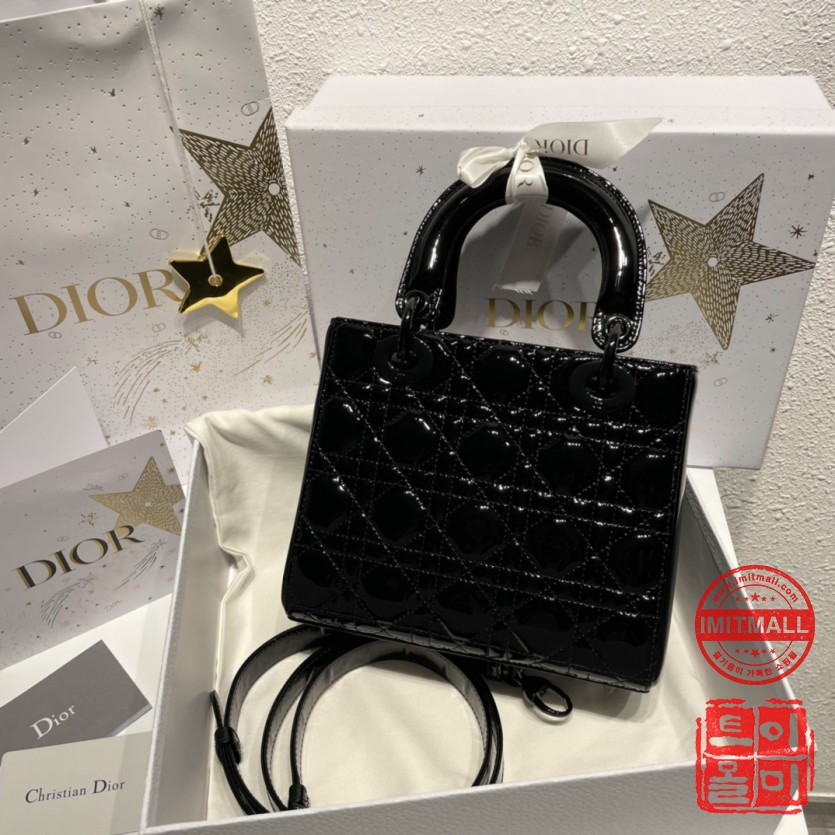 dior_xxxxx_big_00002.jpg