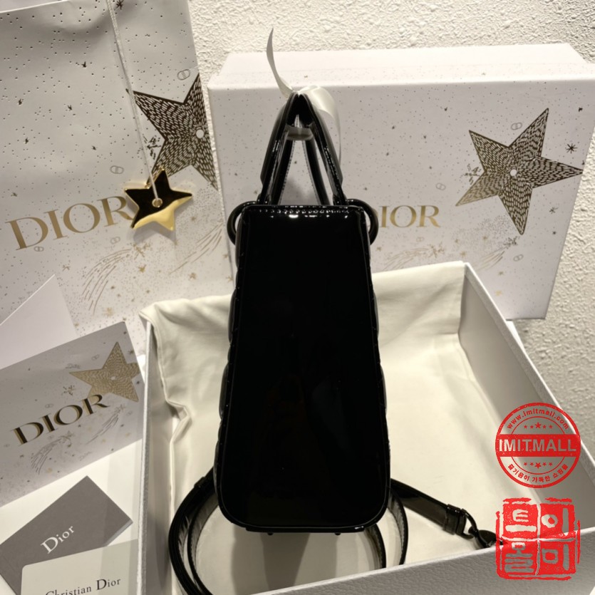 dior_xxxxx_big_00003.jpg