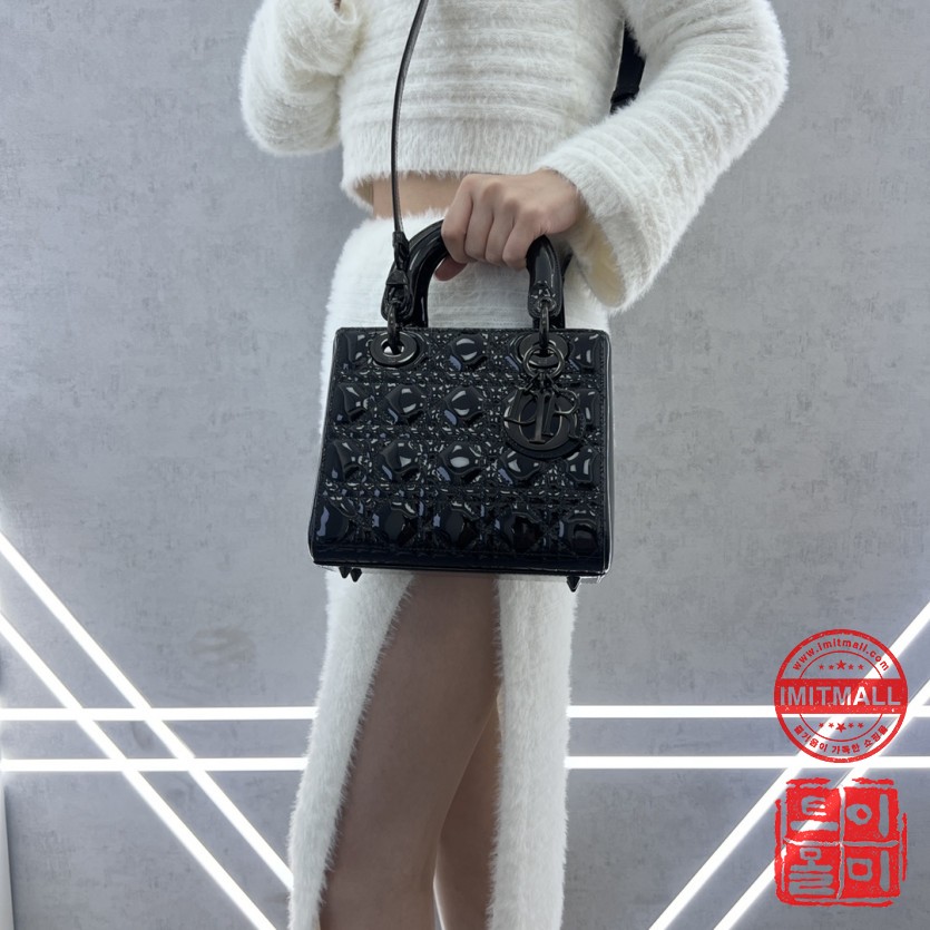 dior_xxxxx_big_00011.jpg