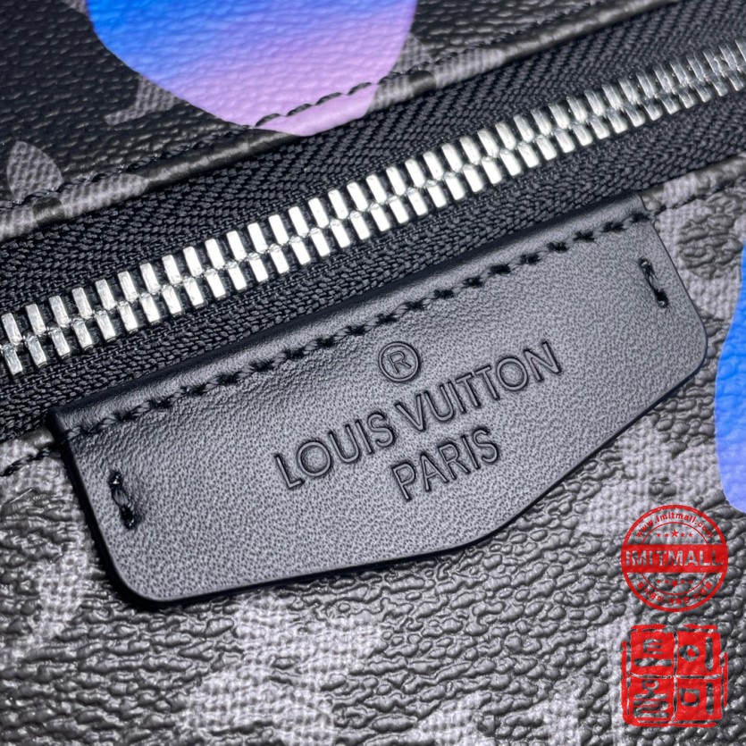 louis_vuitton_xxxxx_big_00006.jpg