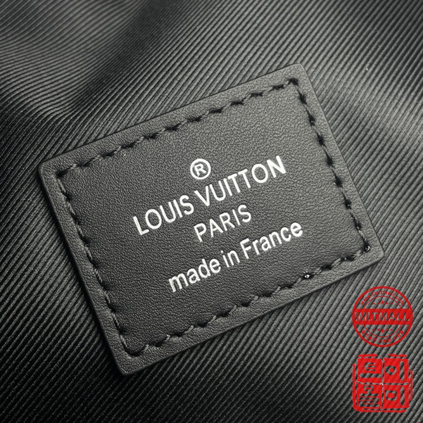 louis_vuitton_xxxxx_big_00007.jpg