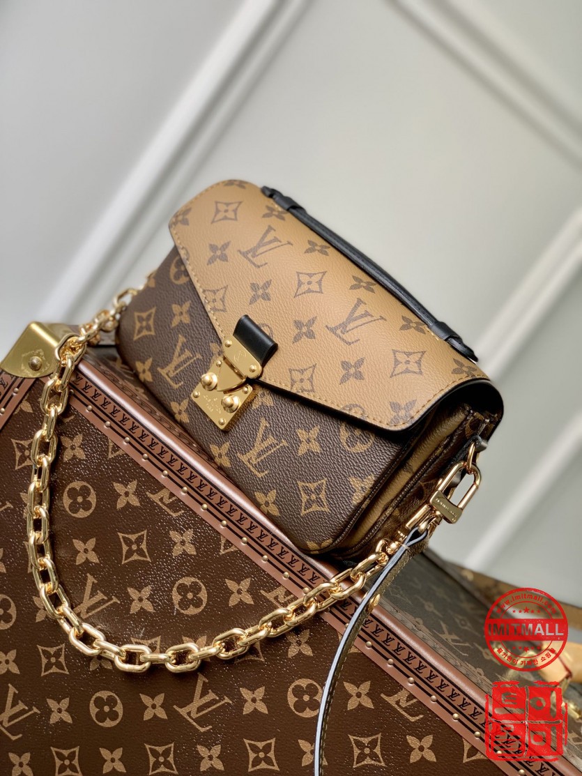 louis_vuitton_xxxxx_big_00002.jpg