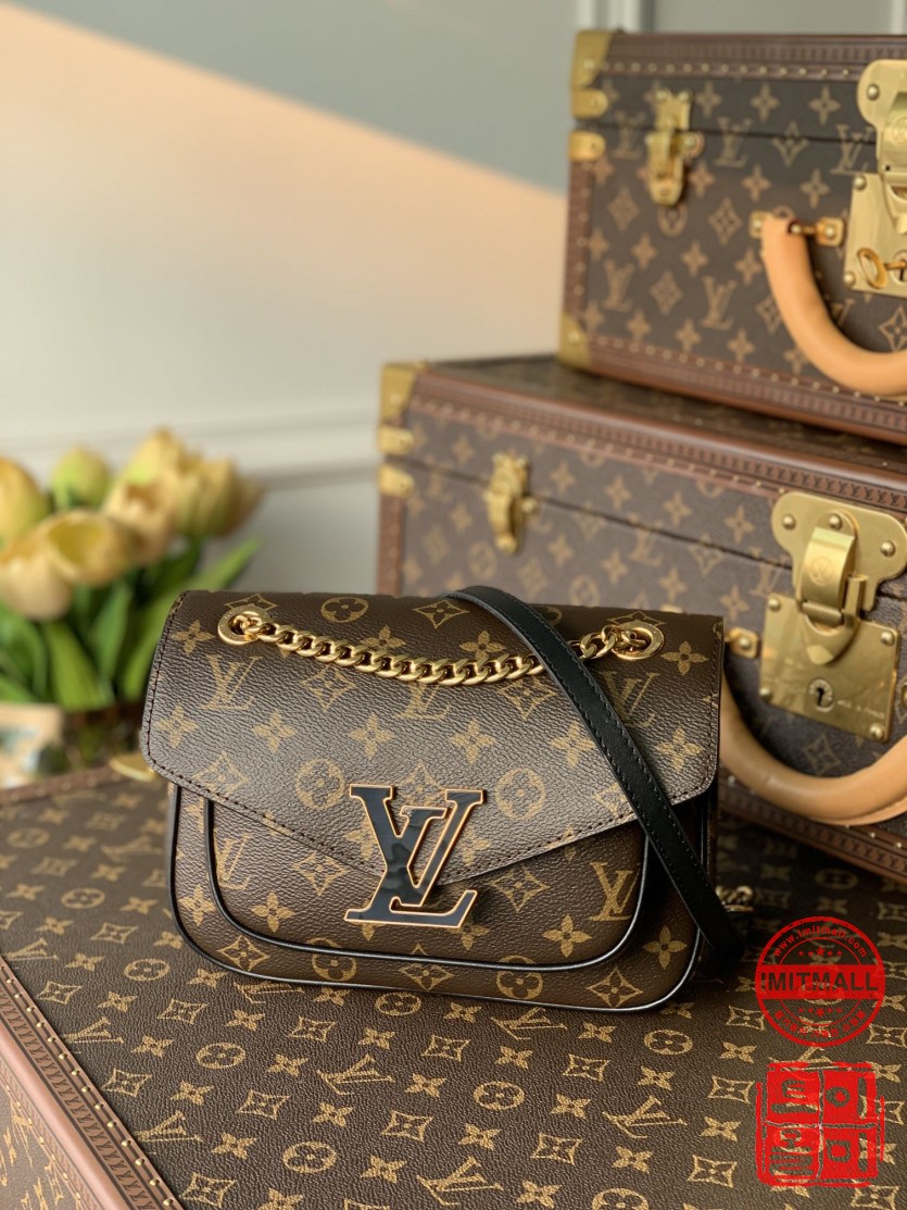 louis_vuitton_xxxxx_big_00001.jpg