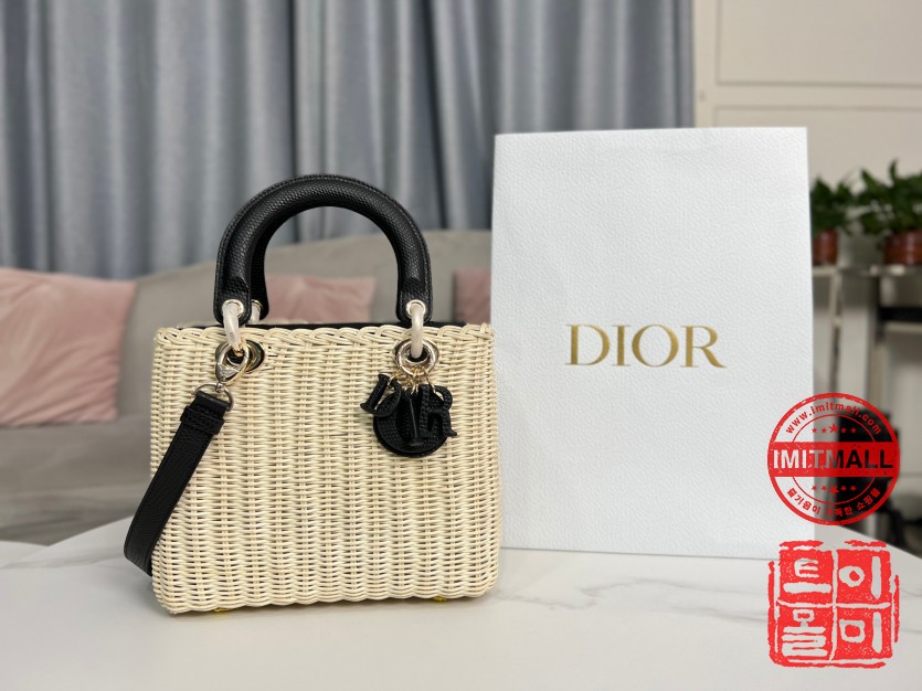 dior_xxxxx_big_00001.jpg