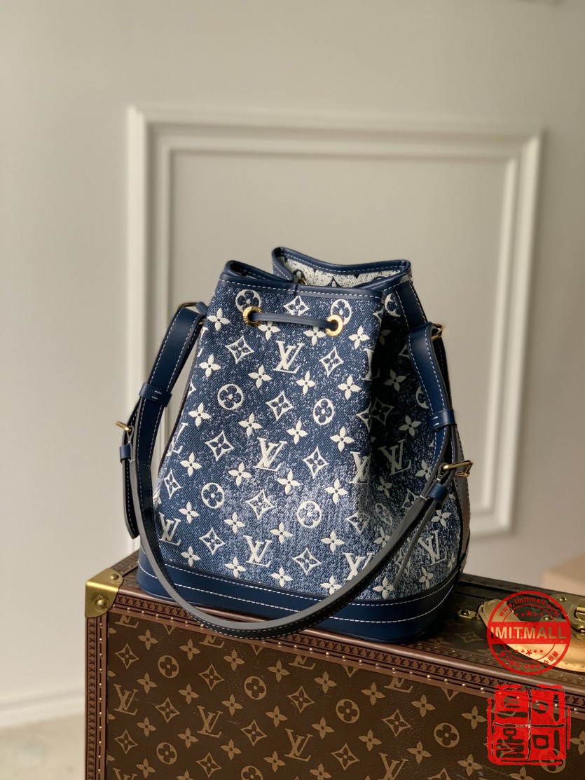 louis_vuitton_xxxxx_big_00002.jpg