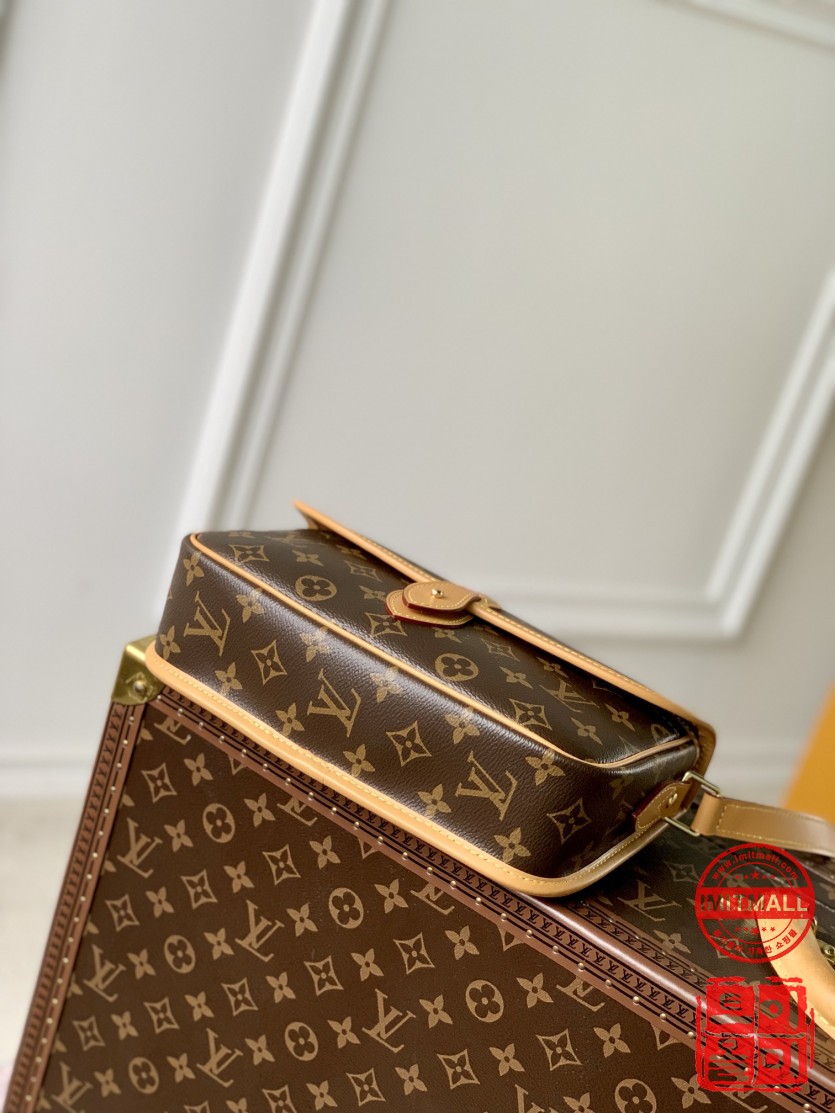 louis_vuitton_xxxxx_big_00003.jpg