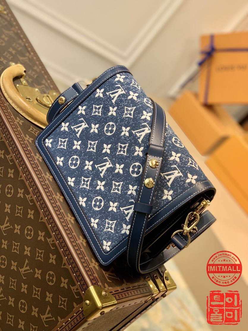 louis_vuitton_xxxxx_big_00002.jpg