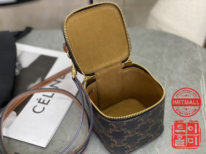 celine_xxxxx_big_00005.jpg