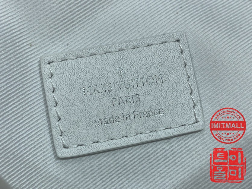 louis_vuitton_xxxxx_big_00008.jpg