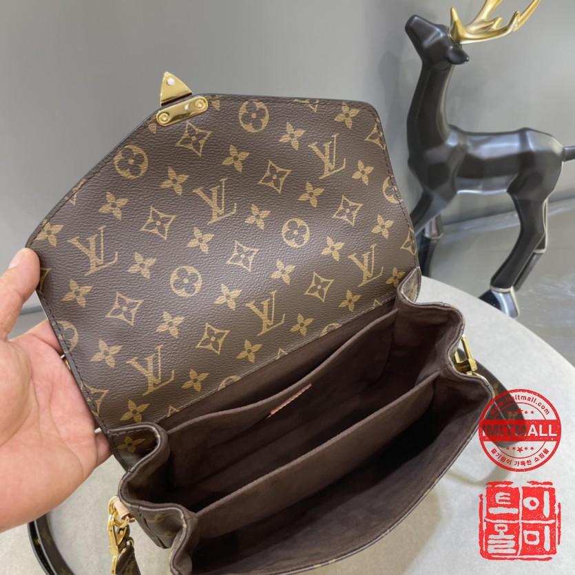 louis_vuitton_xxxxx_big_00009.jpg