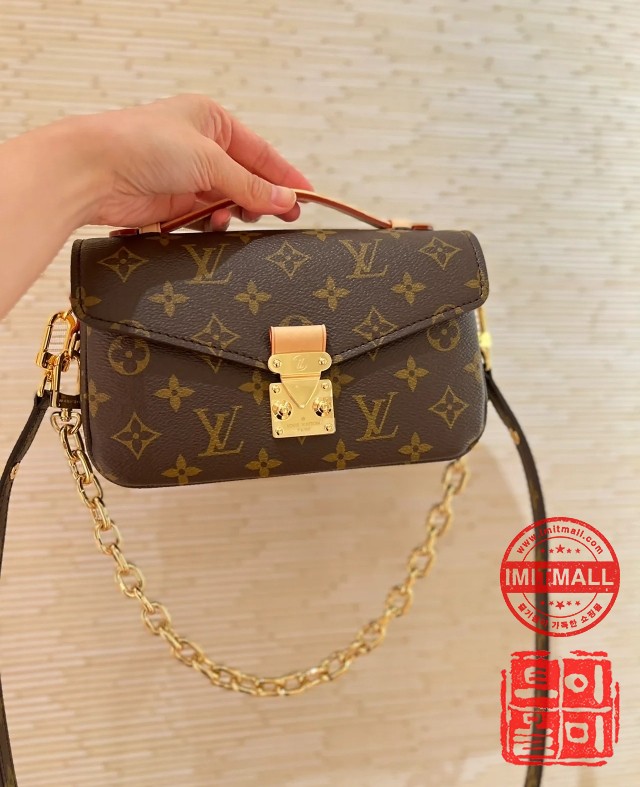 louis_vuitton_xxxxx_big_00019.jpg