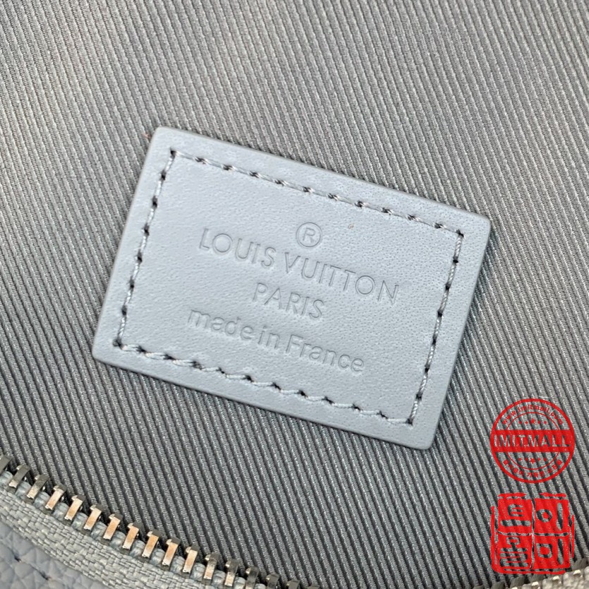 louis_vuitton_xxxxx_big_00008.jpg