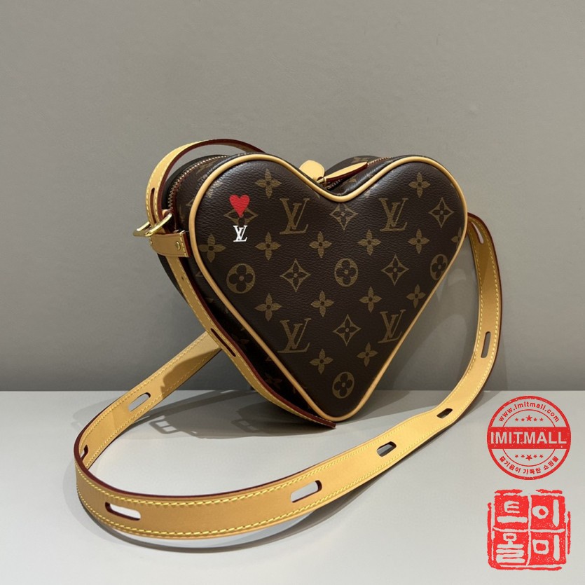 louis_vuitton_xxxxx_big_00002.jpg