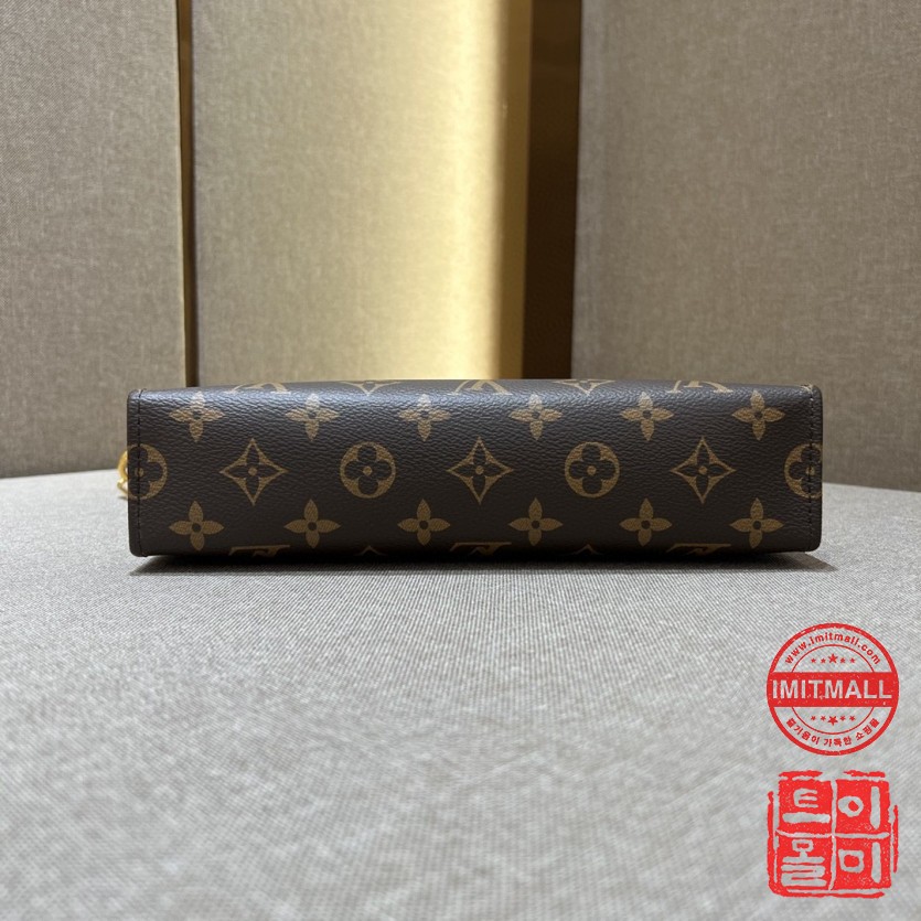 louis_vuitton_xxxxx_big_00006.jpg