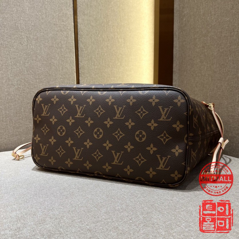 louis_vuitton_xxxxx_big_00005.jpg