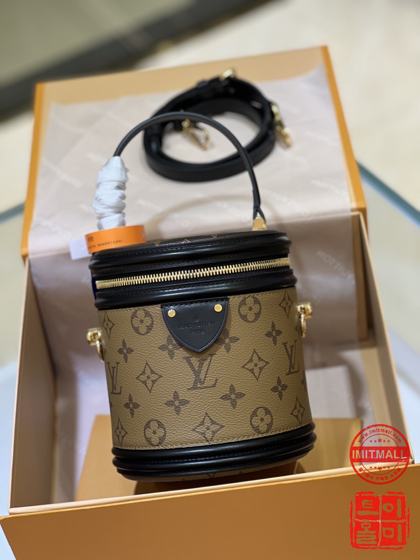 louis_vuitton_xxxxx_big_00001.jpg