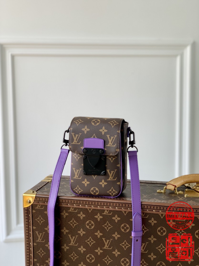 louis_vuitton_xxxxx_big_00001.jpg