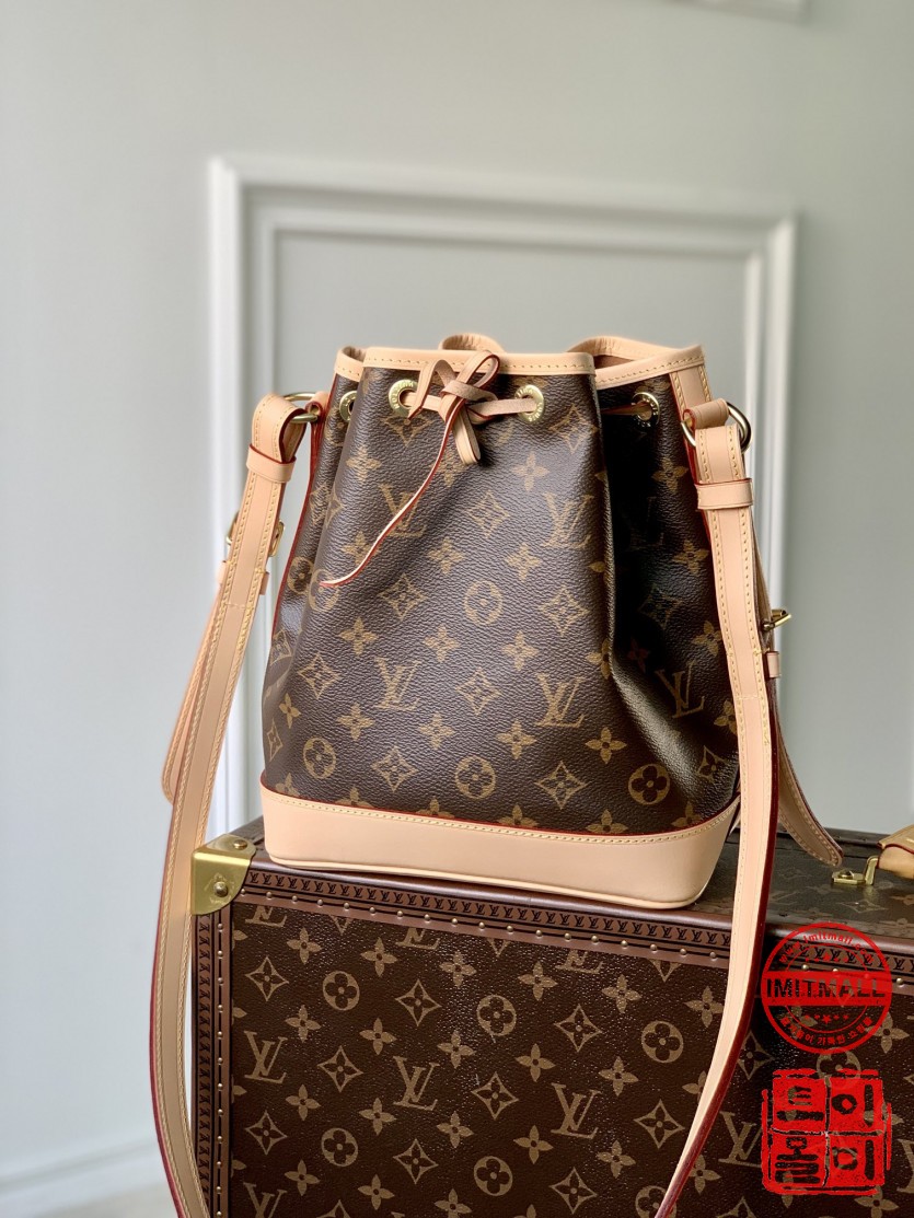 louis_vuitton_xxxxx_big_00001.jpg