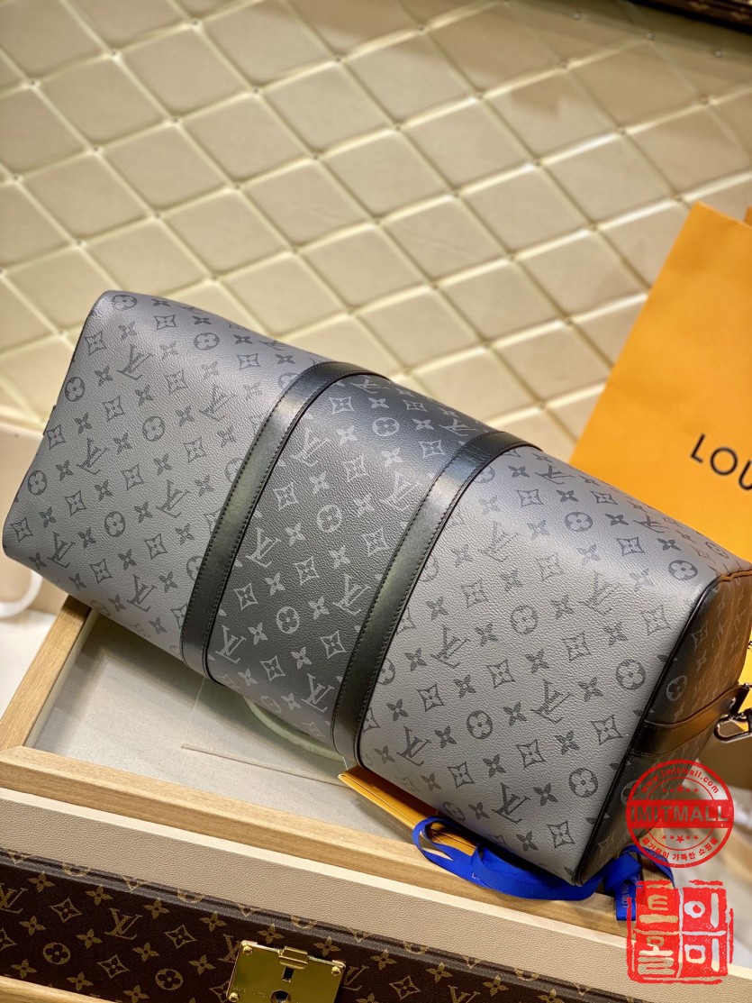 louis_vuitton_xxxxx_big_00007.jpg