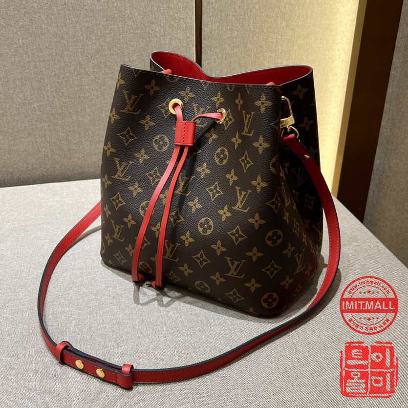 louis_vuitton_xxxxx_big_00002.jpg