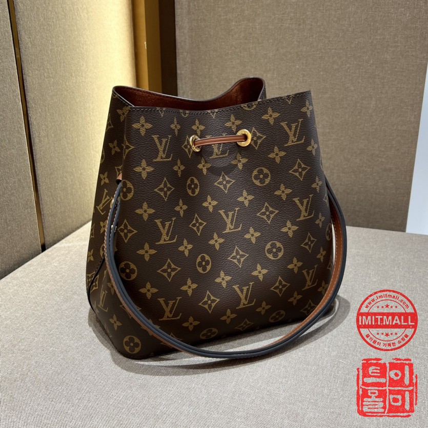 louis_vuitton_xxxxx_big_00003.jpg