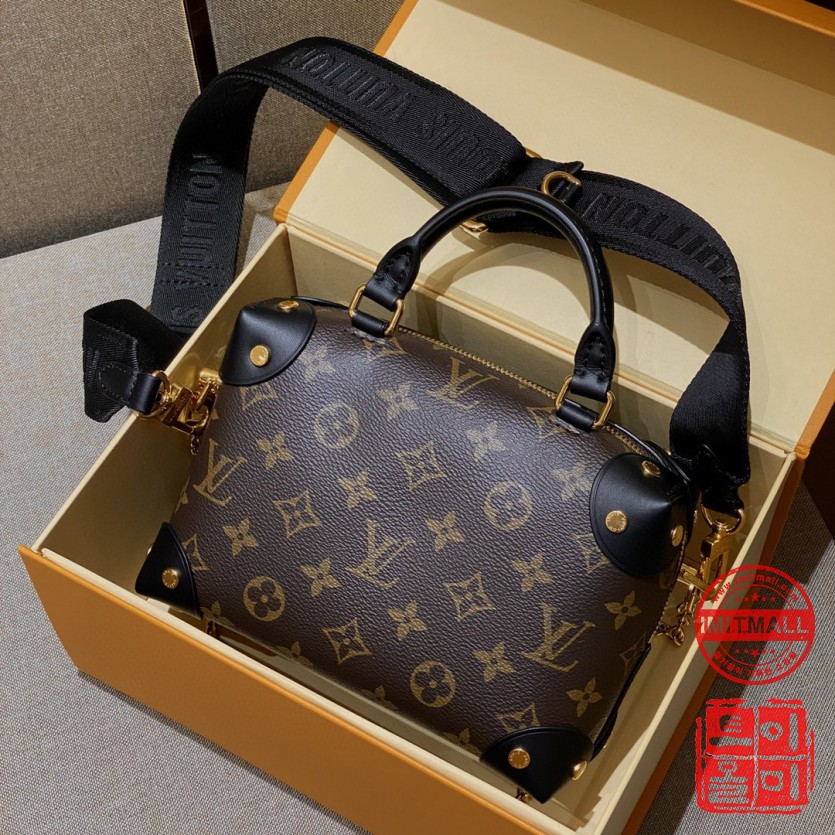 louis_vuitton_xxxxx_big_00002.jpg