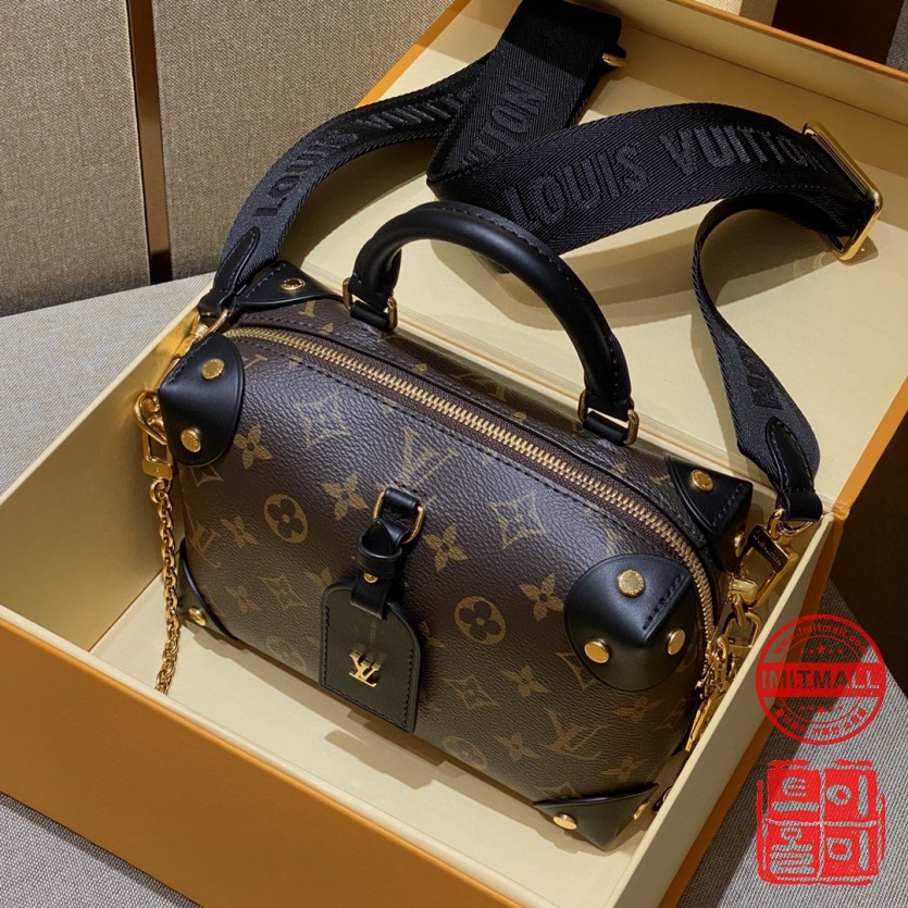 louis_vuitton_xxxxx_big_00005.jpg