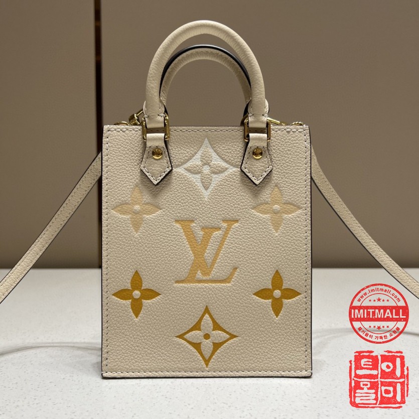 louis_vuitton_xxxxx_big_00001.jpg