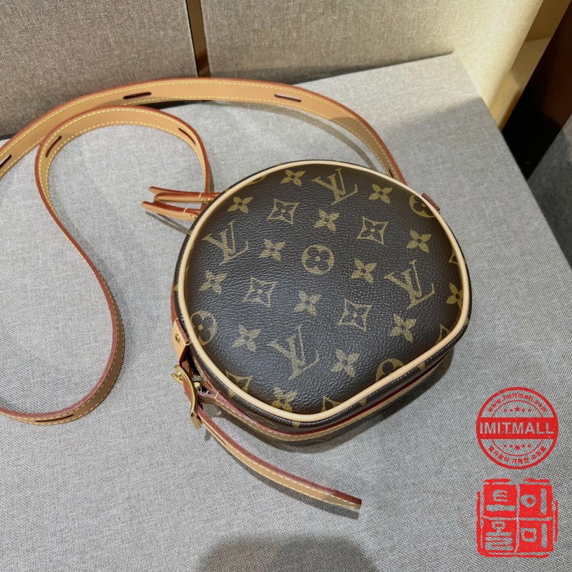 louis_vuitton_xxxxx_big_00001.jpg