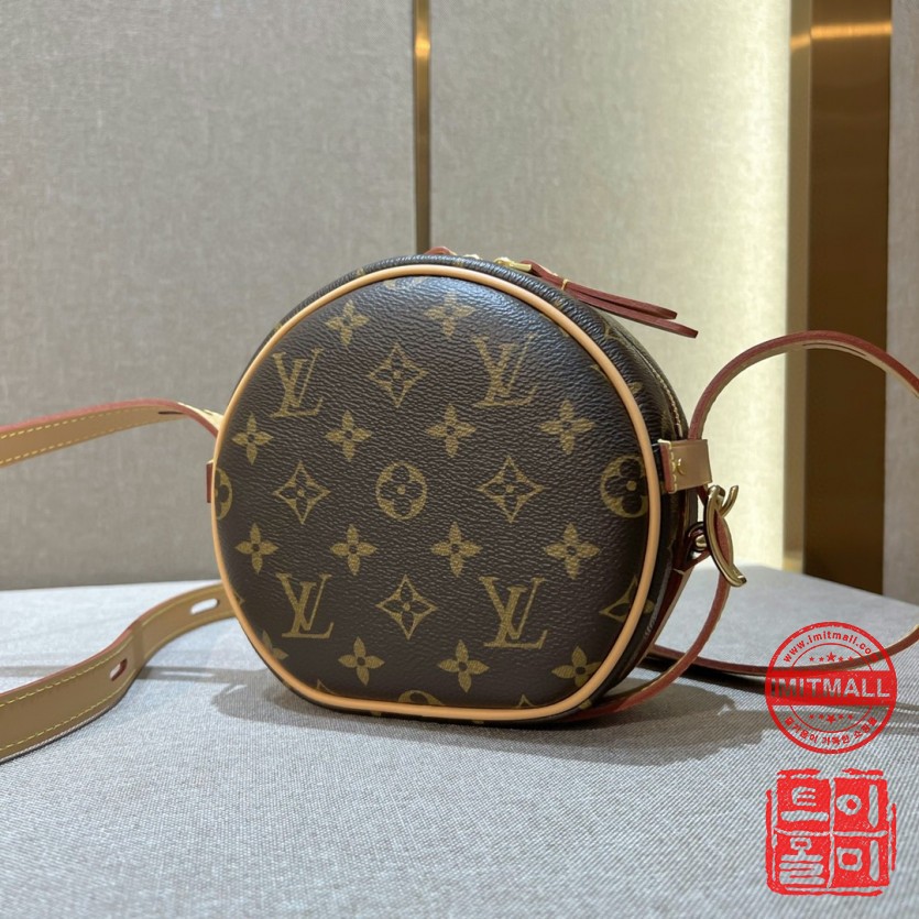 louis_vuitton_xxxxx_big_00002.jpg