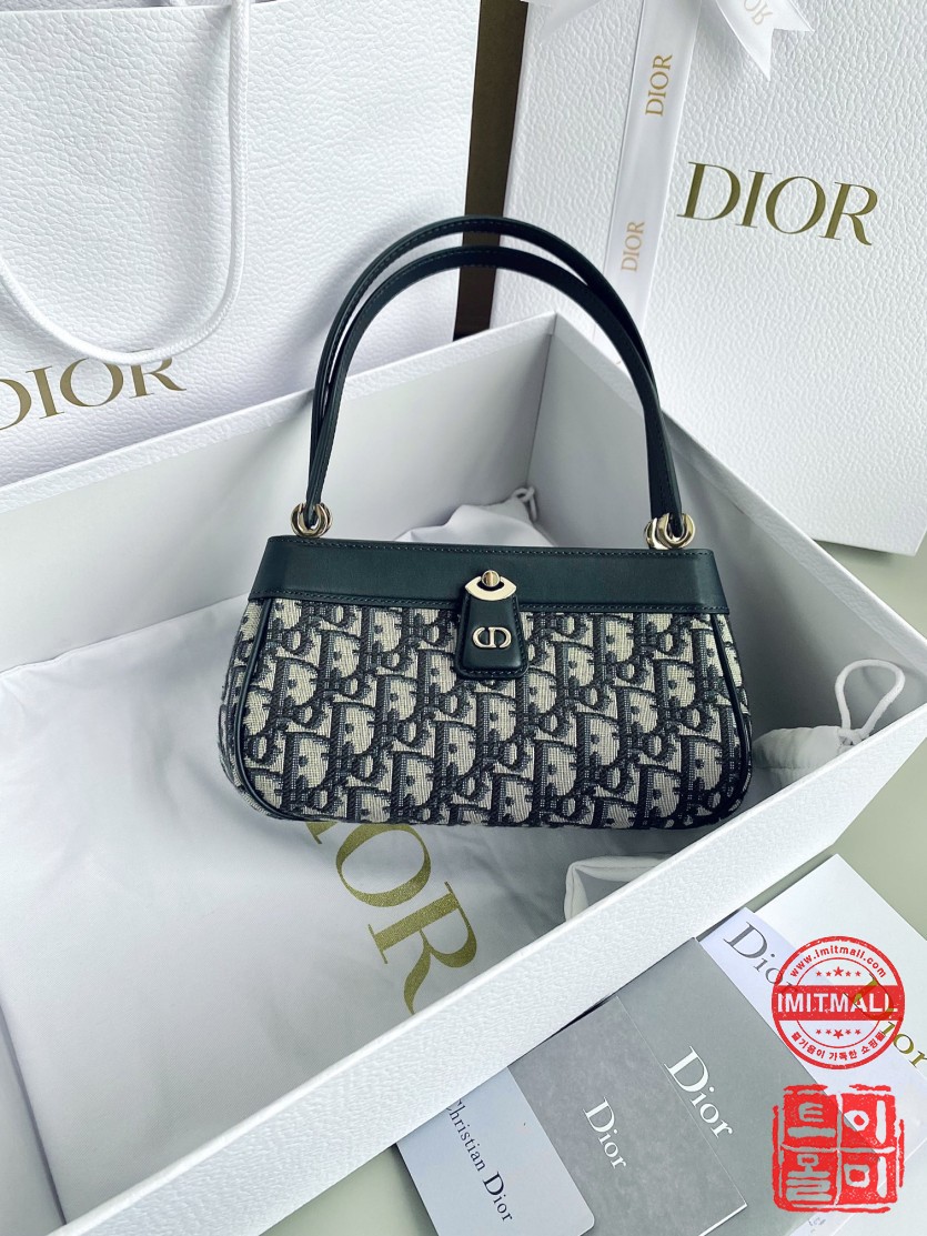 dior_xxxxx_big_00010.jpg