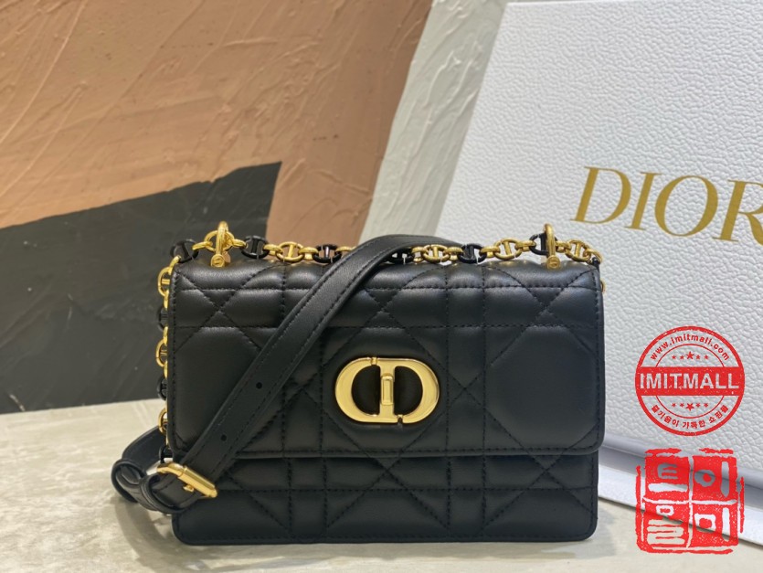 dior_xxxxx_big_00001.jpg