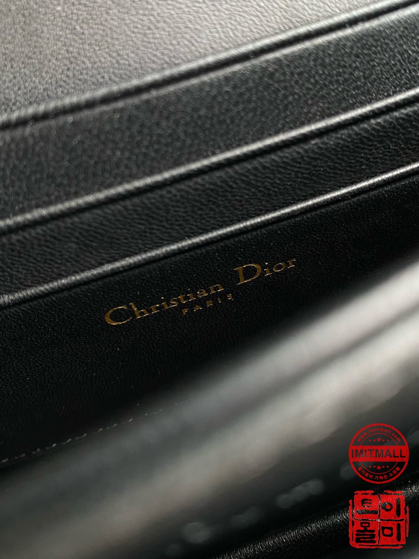 dior_xxxxx_big_00008.jpg