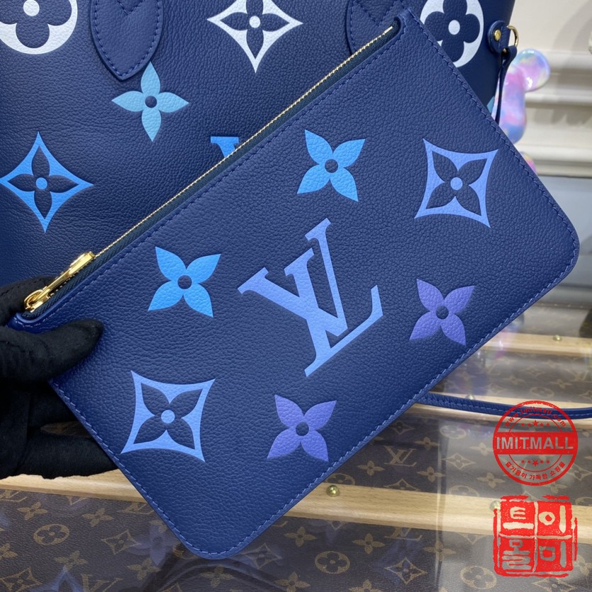 louis_vuitton_xxxxx_big_00006.jpg