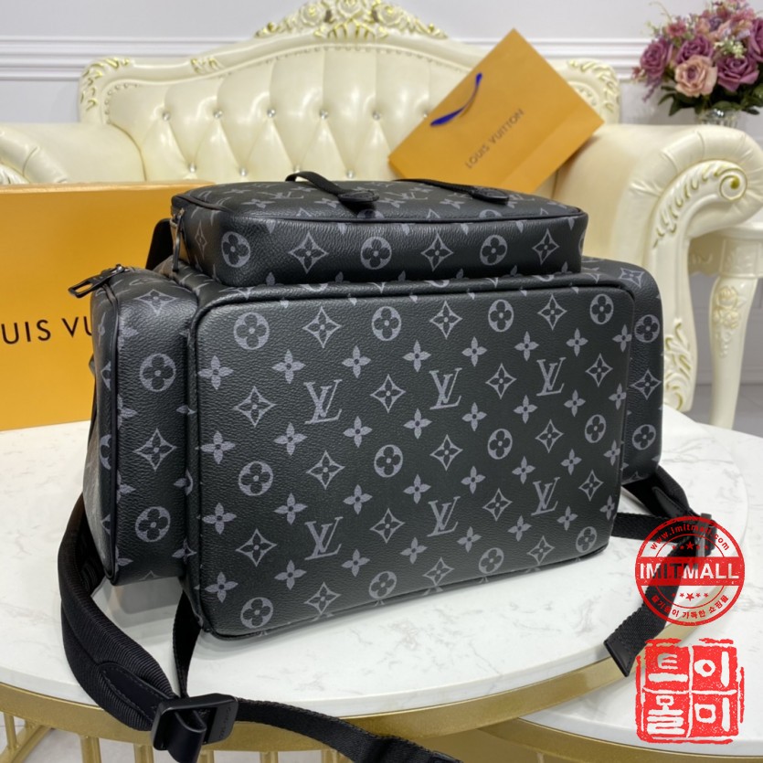 louis_vuitton_xxxxx_big_00005.jpg