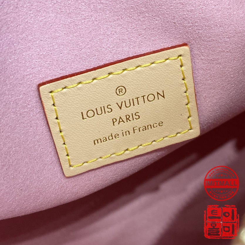 louis_vuitton_xxxxx_big_00008.jpg