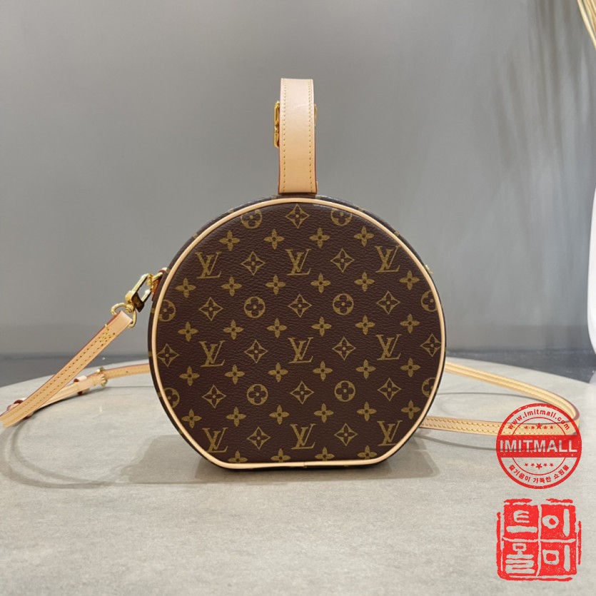 louis_vuitton_xxxxx_big_00002.jpg