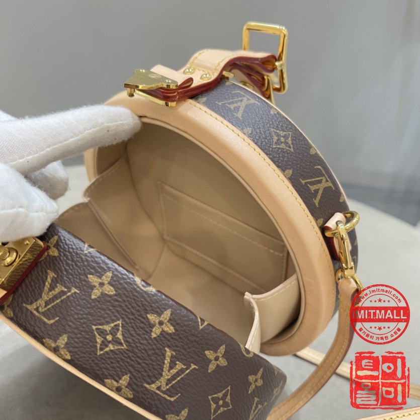 louis_vuitton_xxxxx_big_00014.jpg