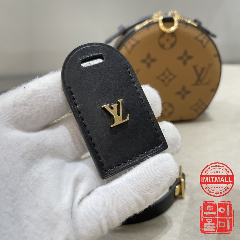 louis_vuitton_xxxxx_big_00008.jpg