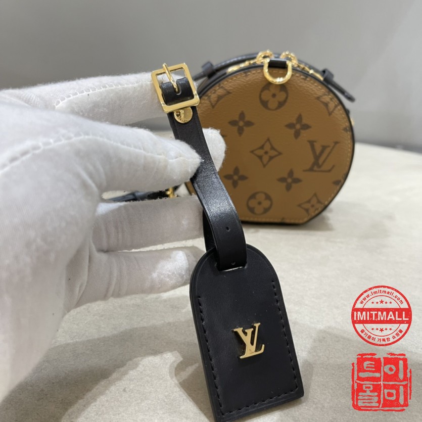 louis_vuitton_xxxxx_big_00015.jpg