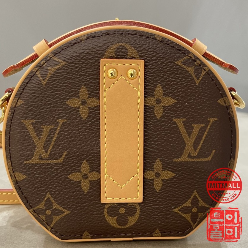 louis_vuitton_xxxxx_big_00006.jpg