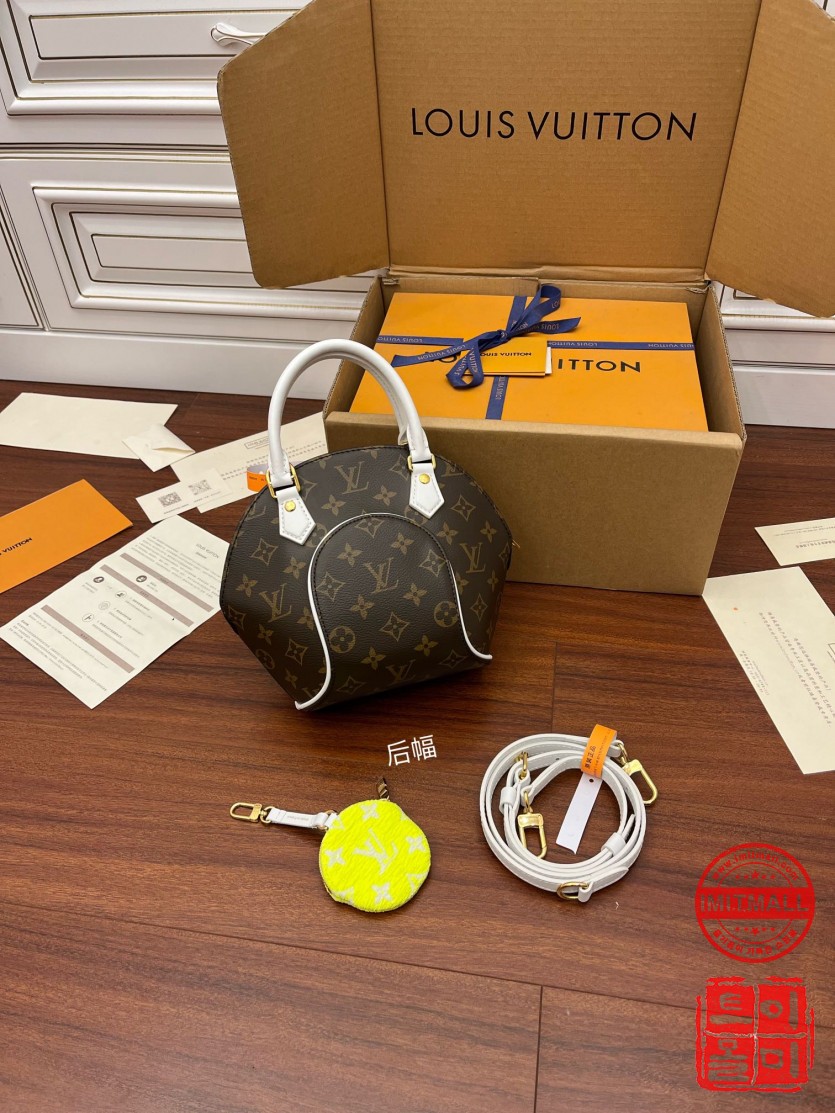louis_vuitton_xxxxx_big_00002.jpg