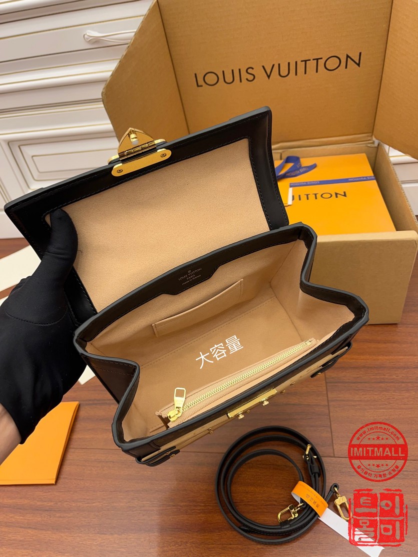 louis_vuitton_xxxxx_big_00005.jpg